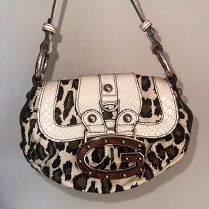 Vintage Y2K Guess Cheetah shoulder bag